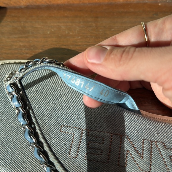 CHANEL denim chain flip flops size 40 - Picture 4 of 14